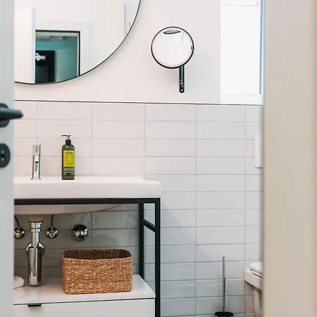 17 Aparthotel Bregenz